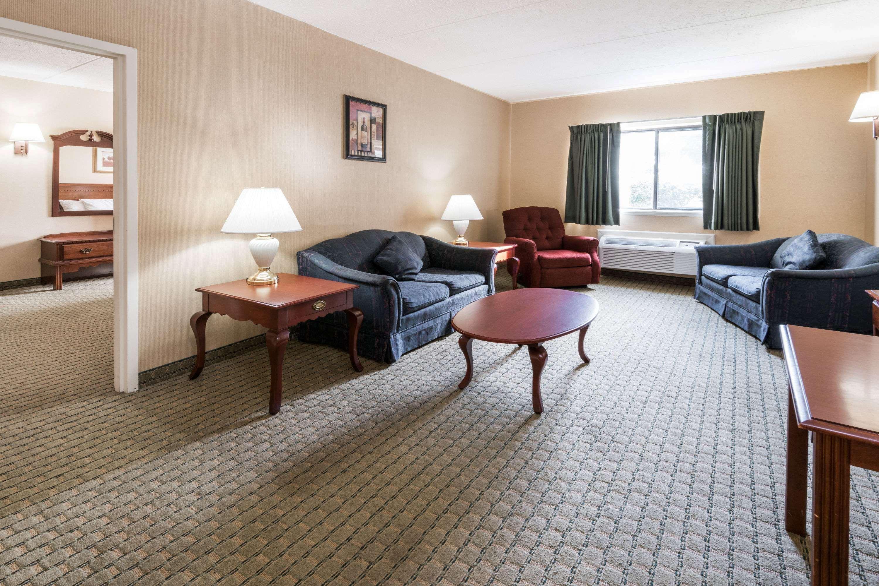 Super 8 By Wyndham Henrietta/Rochester Area Exteriér fotografie